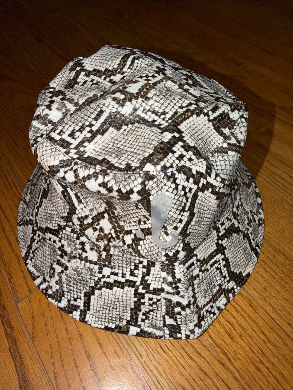 NEW Urban Outfitters Faux Leather Snake Skin Pattern Unisex Bucket Hat